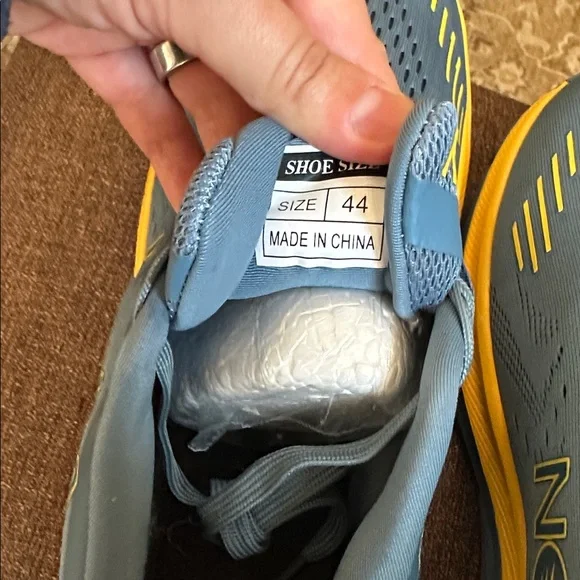 NOKA Blue and Yellow Running Shoes size 44 - Picture 3 of 4